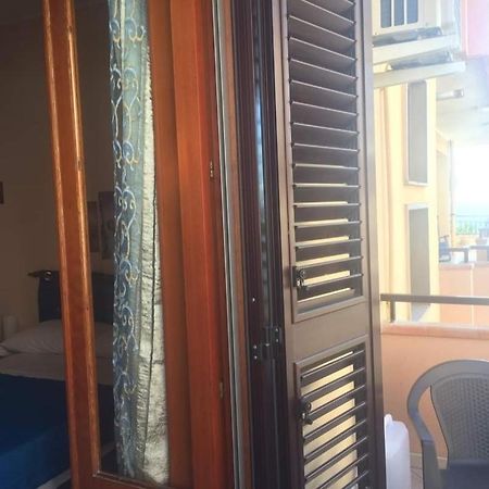 Frontemare Rooms Milazzo Bagian luar foto
