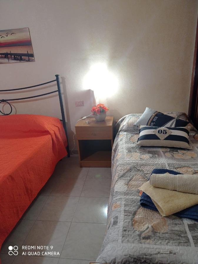 Frontemare Rooms Milazzo Bagian luar foto
