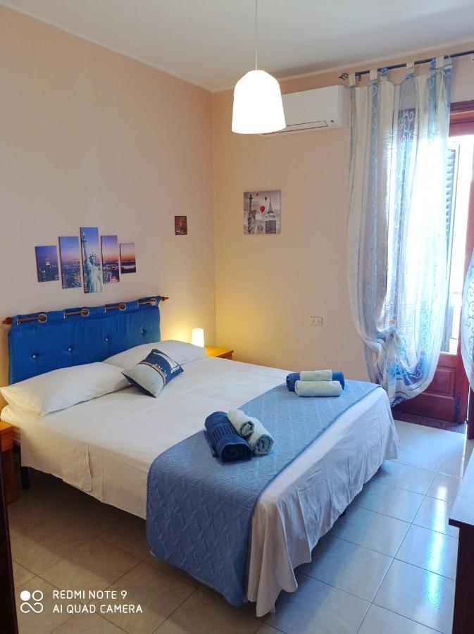 Short Less Apartment-Rooms Milazzo Bagian luar foto