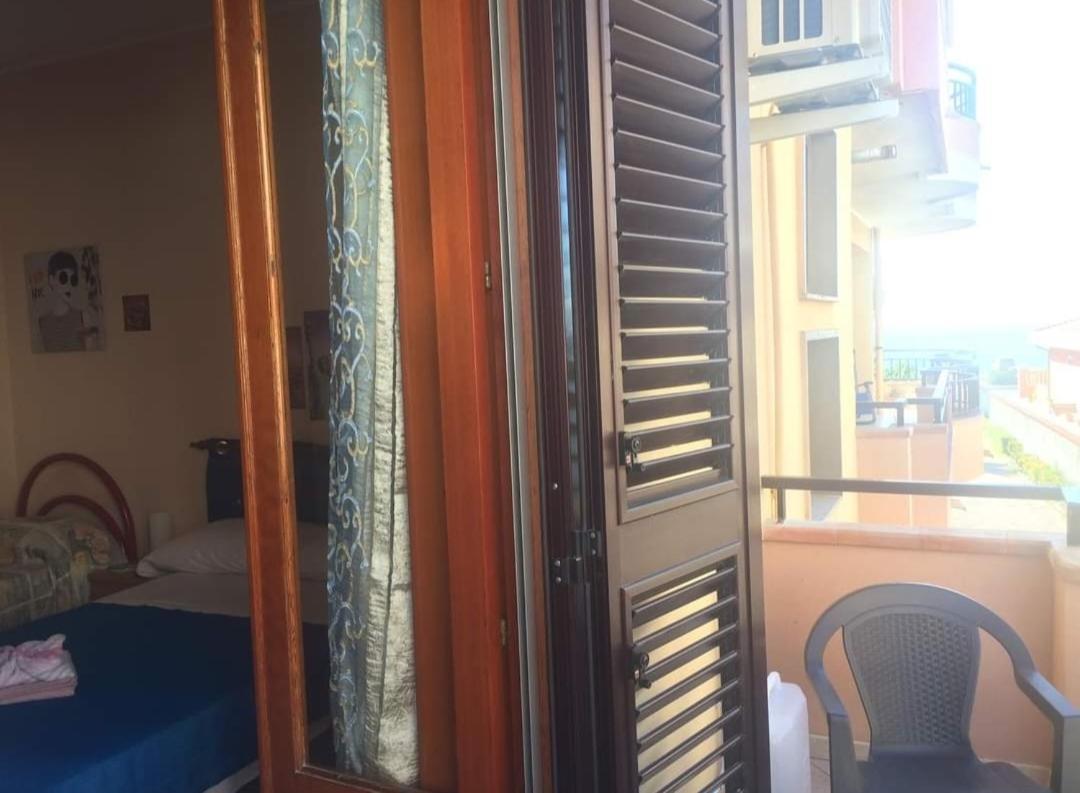 Frontemare Rooms Milazzo Bagian luar foto